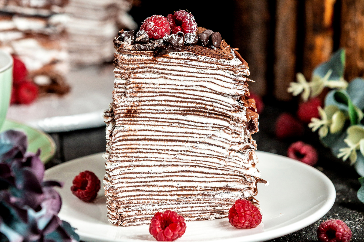 How Many Calories Are in a Crepe Cake ?